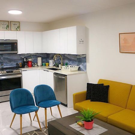 Pristine 3 Beds 2 Washroom Guest Suite Σάρρεϋ Εξωτερικό φωτογραφία