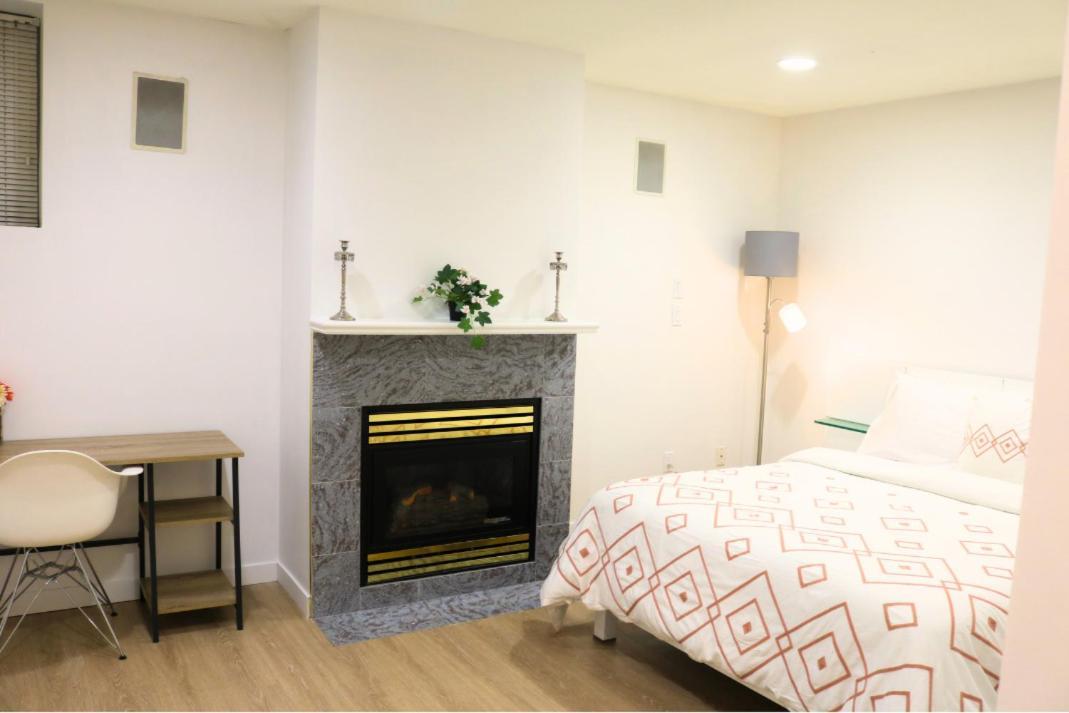 Pristine 3 Beds 2 Washroom Guest Suite Σάρρεϋ Εξωτερικό φωτογραφία